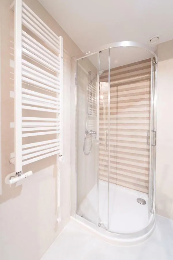 M6 Main Square Stylish One Bedroom Krakow Poland