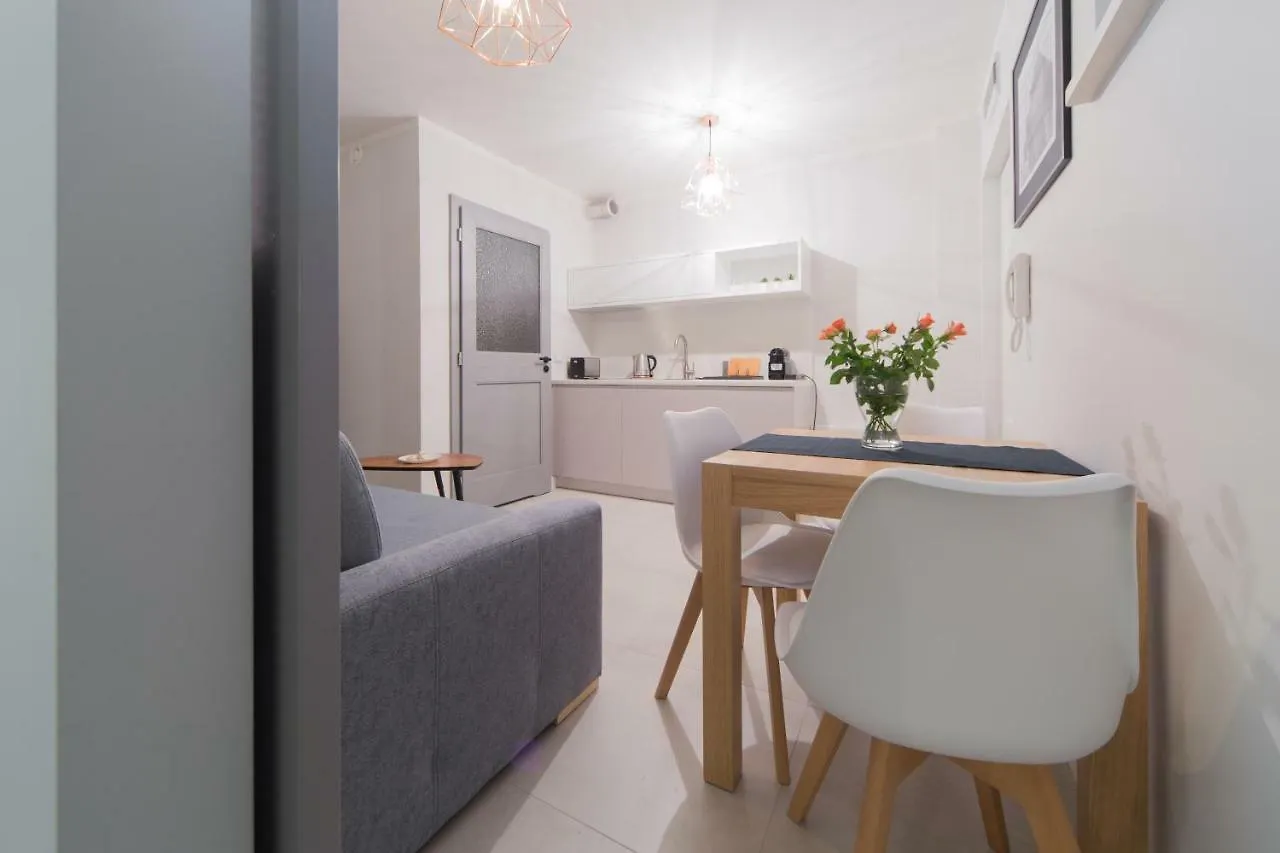 M6 Main Square Stylish One Bedroom Cracovia 0*,